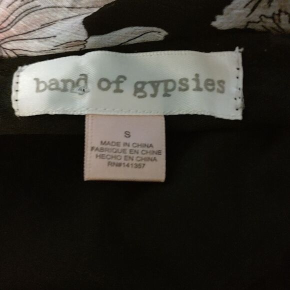 BAND OF GYPSIES | Black Floral Sheer Bottom Maxi Dress  Sz S NWOT - Picture 6 of 6